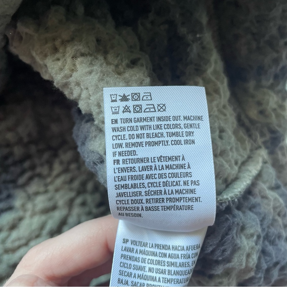 American Eagle Camo Sherpa Quarter Zip Sweatshirt Size Medium - Picture 11 of 12